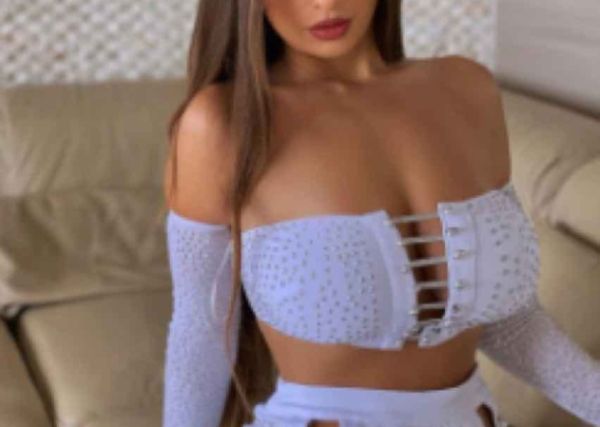 Регина, 26 лет - нежный бдсм