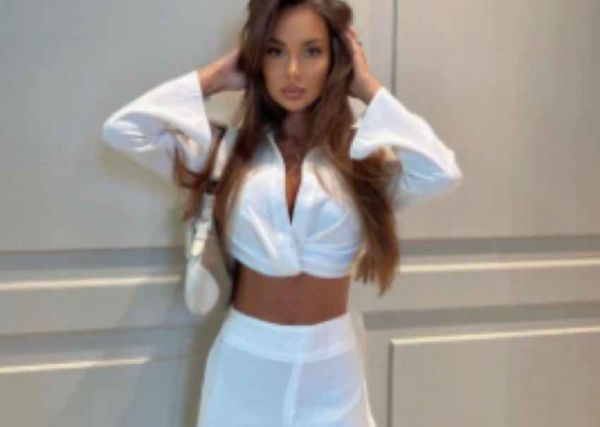 Элля, телефон проститутки 8 923 407-01-24